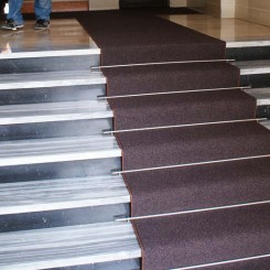 Passatoia boucle marrone Art 091 condominio via petrarca Sesto San Giovanni Milano (foto 2)