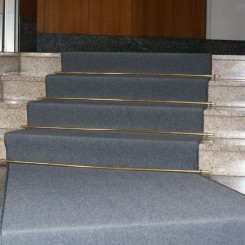 passatoia articolo 823 boucle grigio per il condominio di via stendhal milano (foto 2)