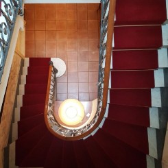 passatoia art. 918 velluto rosso per hotel o albergo a milano (2)